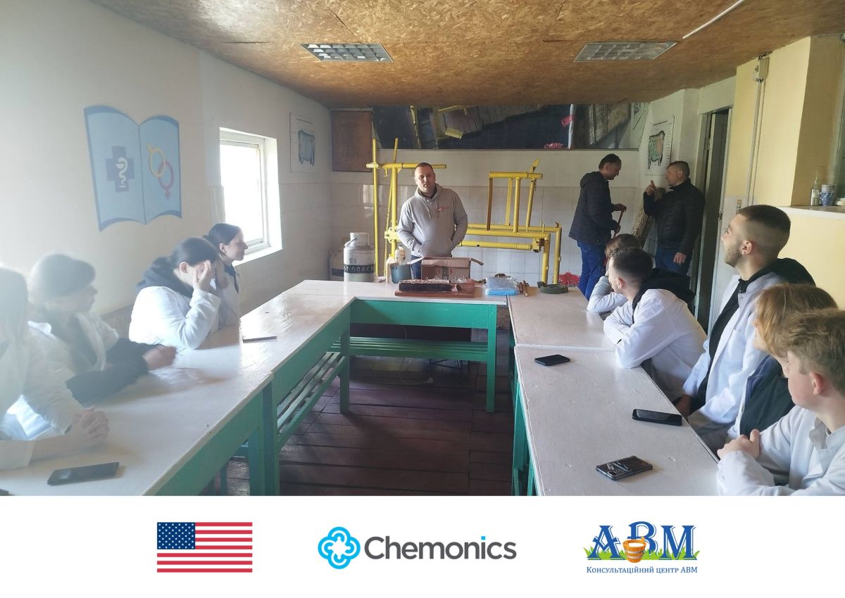 Практичне заняття з діагностики маститів та УЗД корів відбулося на базі ВСП «Хомутецького фахового коледжу ПДАУ»